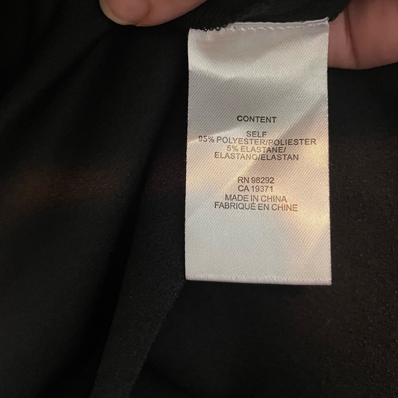 Tibi Structured Crepe Off-the-Shoulder Dress black - Picture 10 of 12